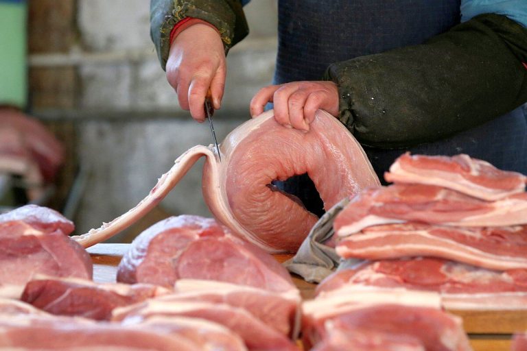Argentina refuerza controles y prohíbe el ingreso de lomo ibérico desde España