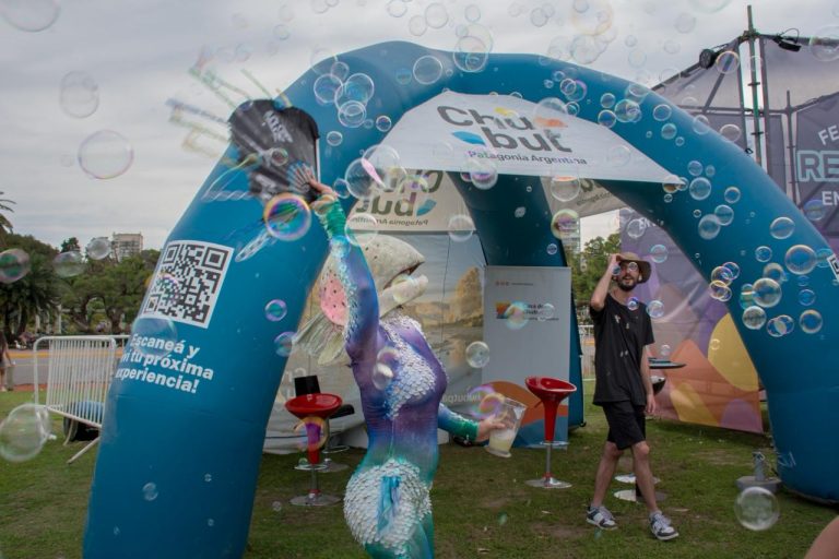 Productores chubutenses destacaron en la Feria de las Regiones en Buenos Aires