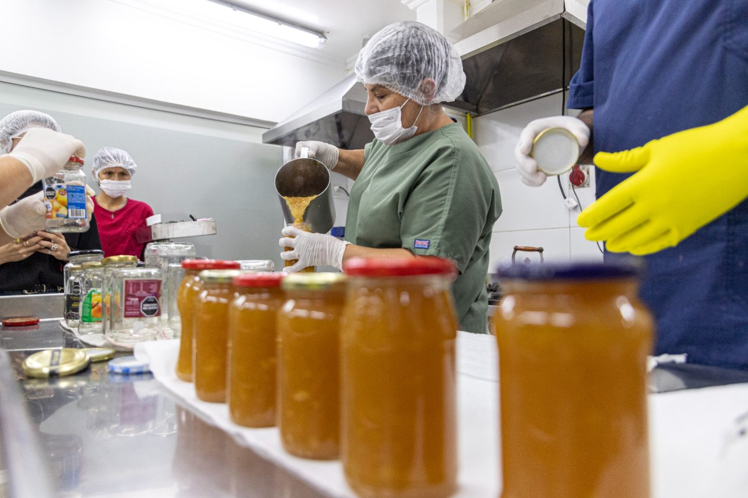 Más de 30 personas en rehabilitación psicosocial de Comodoro completaron un taller de producción de dulces