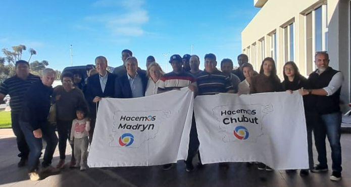 Villagra encabezó la reunión de Hacemos Chubut en Rawson, analizando el escenario político