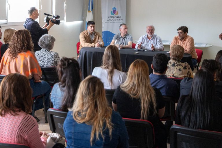 Personal de la Subsecretaría de Tierras se capacitó en Régimen Inmobiliario para fortalecer la gestión municipal