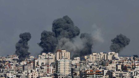 Israel intensifica la tensión en Gaza tras ataque a líder de Hamás