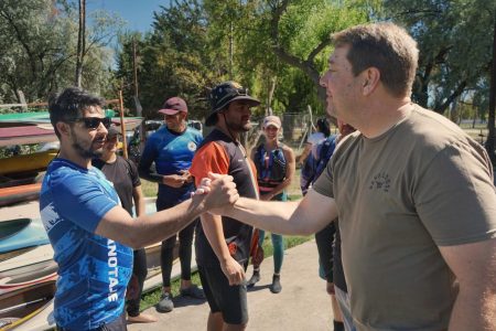 Rawson: jornada de limpieza en el río Chubut con participación comunitaria e institucional