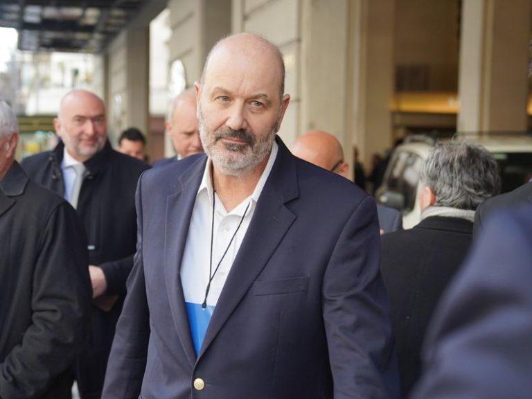 El Gobierno defendió su reforma laboral y los cambios propuestos en vacaciones, indemnizaciones y horas extras