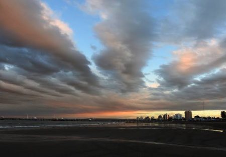 Pronóstico del clima hoy en Chubut: sábado con viento persistente y nubosidad variable