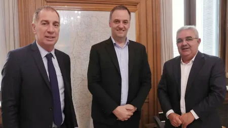 La Casa Rosada vuelve a reunirse con gobernadores dialoguistas para asegurar apoyos a las reformas