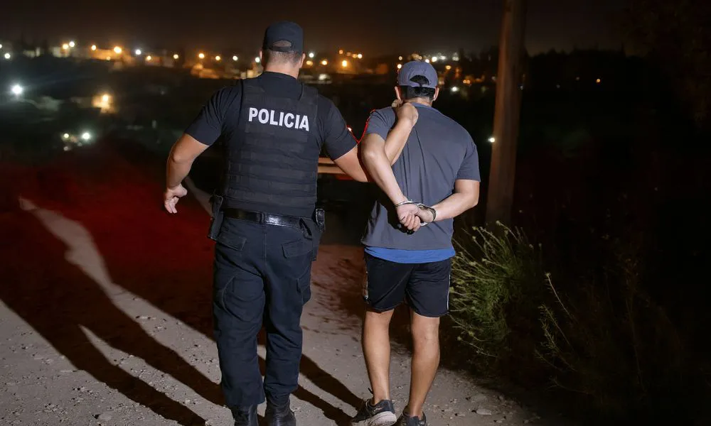 Detienen en Comodoro a hombre con pedido de captura vigente