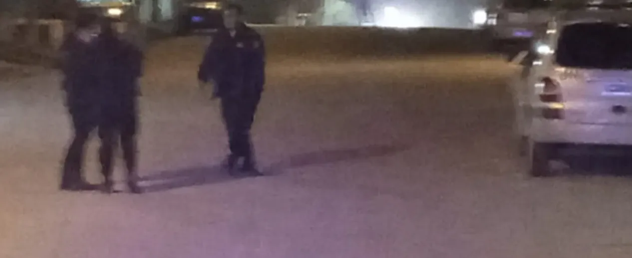 Un hombre atropelló a un jubilado de 82 años en Puerto Madryn y escapó; la Policía lo busca por cámaras