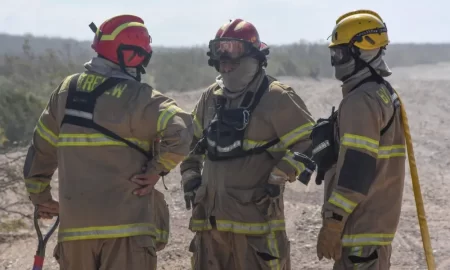 Bomberos de Trelew alertan por riesgo extremo de incendios en Chubut