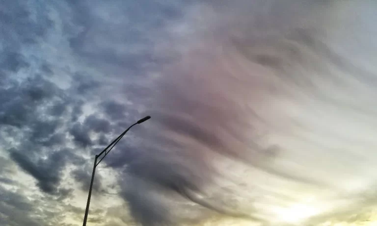 Alerta amarilla por viento en Chubut: ráfagas superan 90 km/h este viernes