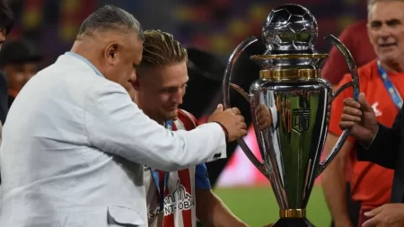 Santos, el competidor brasileño que le complica a River a Ascacíbar