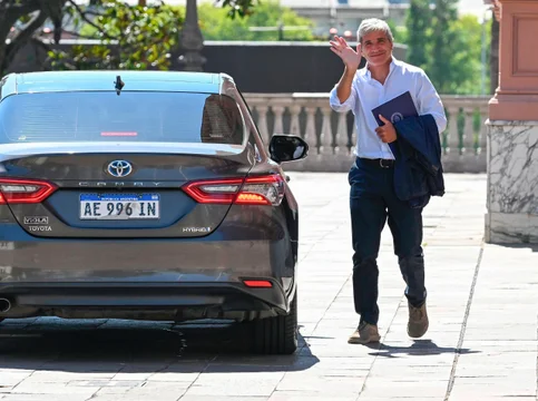 La mesa política se reúne con el reclamo de los gobernadores por incendios en el temario