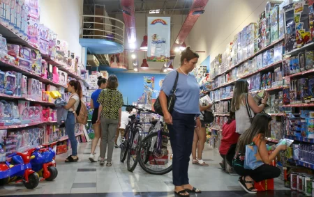 Regalos de Reyes: suben un 33% pero el gasto promedio será de $59.500