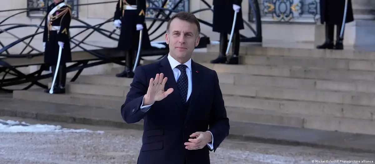 Macron acusa a Estados Unidos de abandonar las reglas internacionales y aboga por una Europa más fuerte
