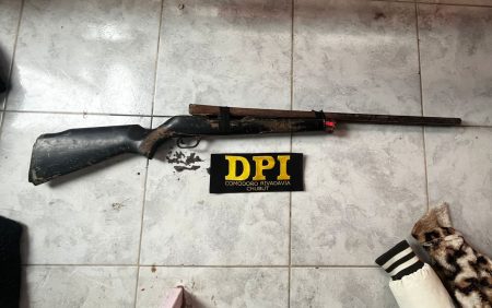 Operativo “Verano Seguro”: esclarecen robo armado y secuestran armas en Comodoro