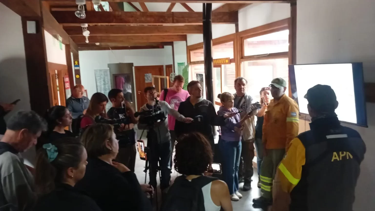 Ariel Rodríguez sobre el Parque Nacional Los Alerces y los incendios en Chubut: «Tenemos que trabajar mucho para ir a la restauración»