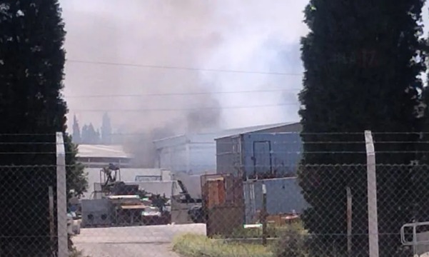 Conarpesa: incendio de gran magnitud bajo alerta amarilla por vientos intensos