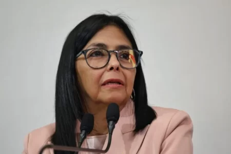 Delcy Rodríguez desmiente a Trump: exige la liberación de Maduro y afirma ser su única sucesora