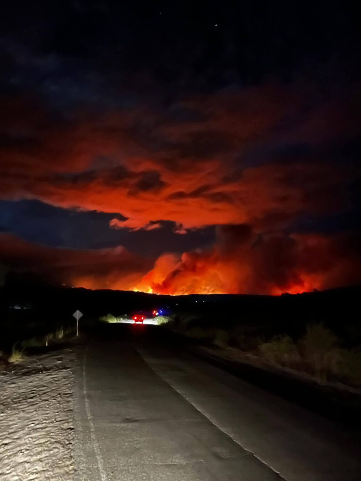 La noche en que el cielo de Cholila se volvió rojo por el avance del fuego