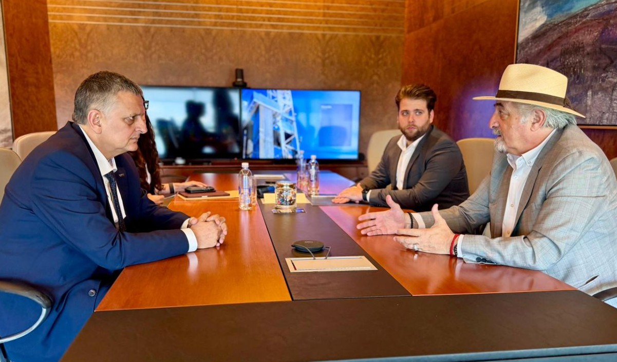 Othar Macharashvili pidió a YPF asesoramiento técnico por la catástrofe del Cerro