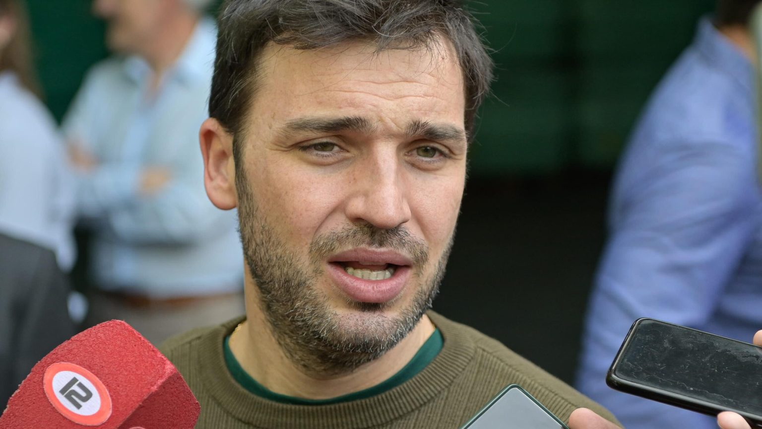 Ignacio Torres reclamó más penas por los incendios: “Tienen que estar presos el tiempo que tarda en recuperarse el bosque”