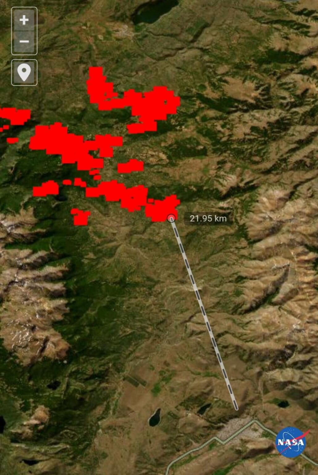 Incendio en Los Alerces: el operativo se concentra en evitar que el fuego avance hacia Esquel