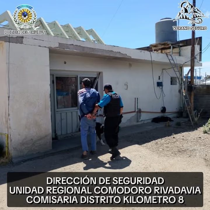 Detienen a un ladrón tras robar un celular en una rotisería de Comodoro