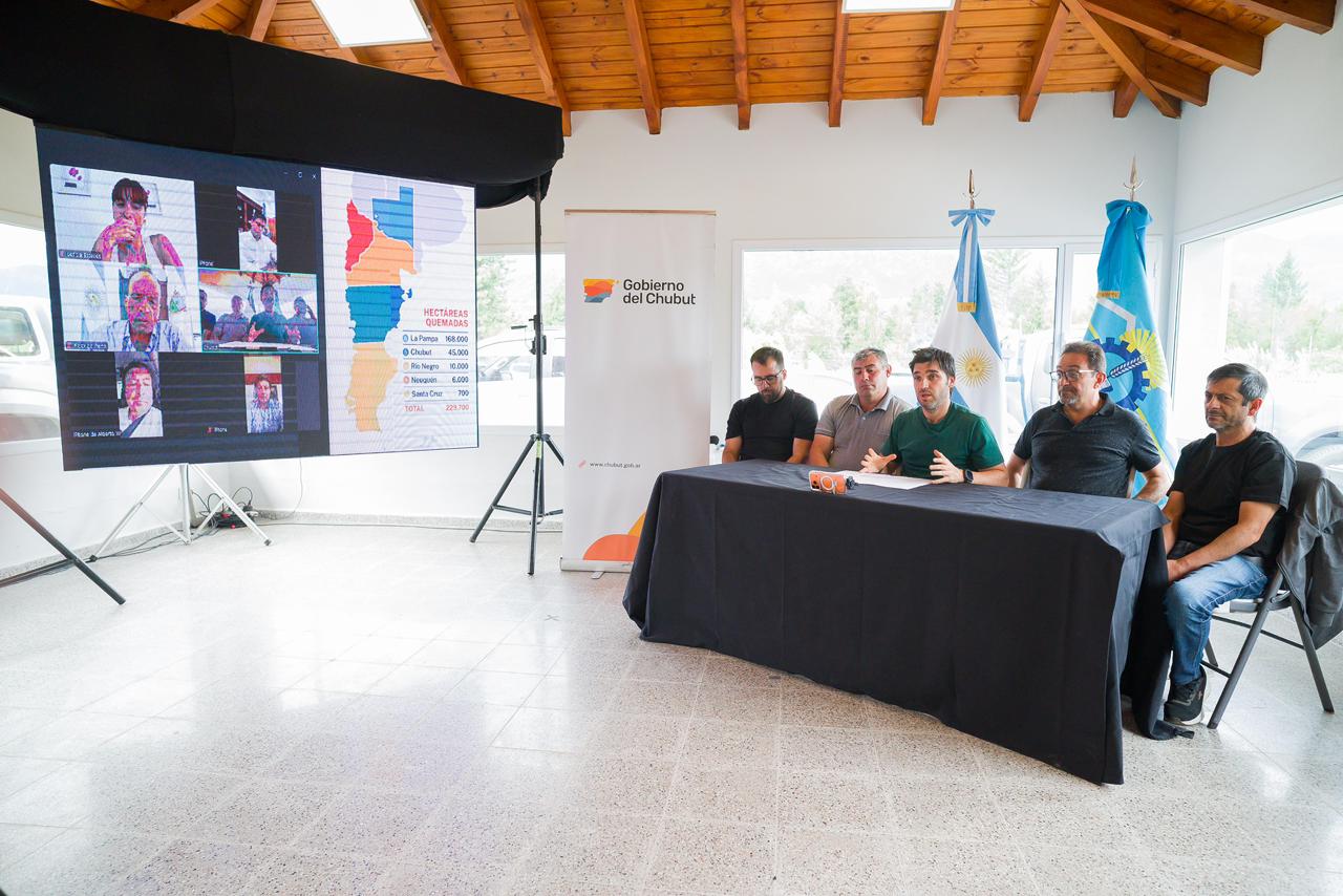 Torres y gobernadores piden al Congreso declarar Emergencia Ígnea en la Patagonia