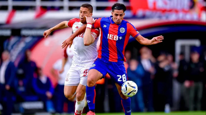 Boca aprieta por Alexis Cuello y eleva su oferta final a San Lorenzo