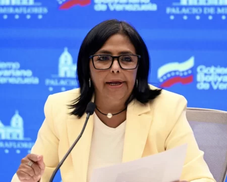 Vicepresidenta de Venezuela se ofrece a cooperar con EE.UU. tras captura de Maduro