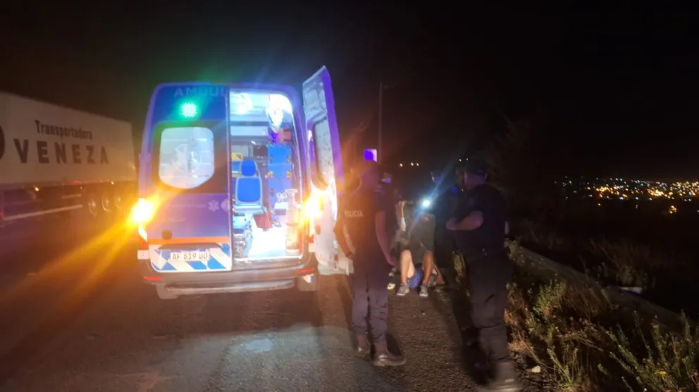 Comodoro: un peatón herido tras ser embestido en el camino Roque González
