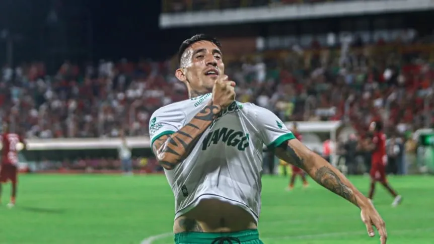 Racing de Córdoba le hace una oferta a Ricardo Centurión para apuntalar el ascenso