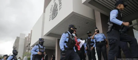 Honduras: Ordenan captura de diputada opositora por fraude