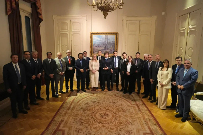 Pulseada interna en LLA: los radicalizados quieren absorber aliados, los pragmáticos apuestan a replicar acuerdos para 2027