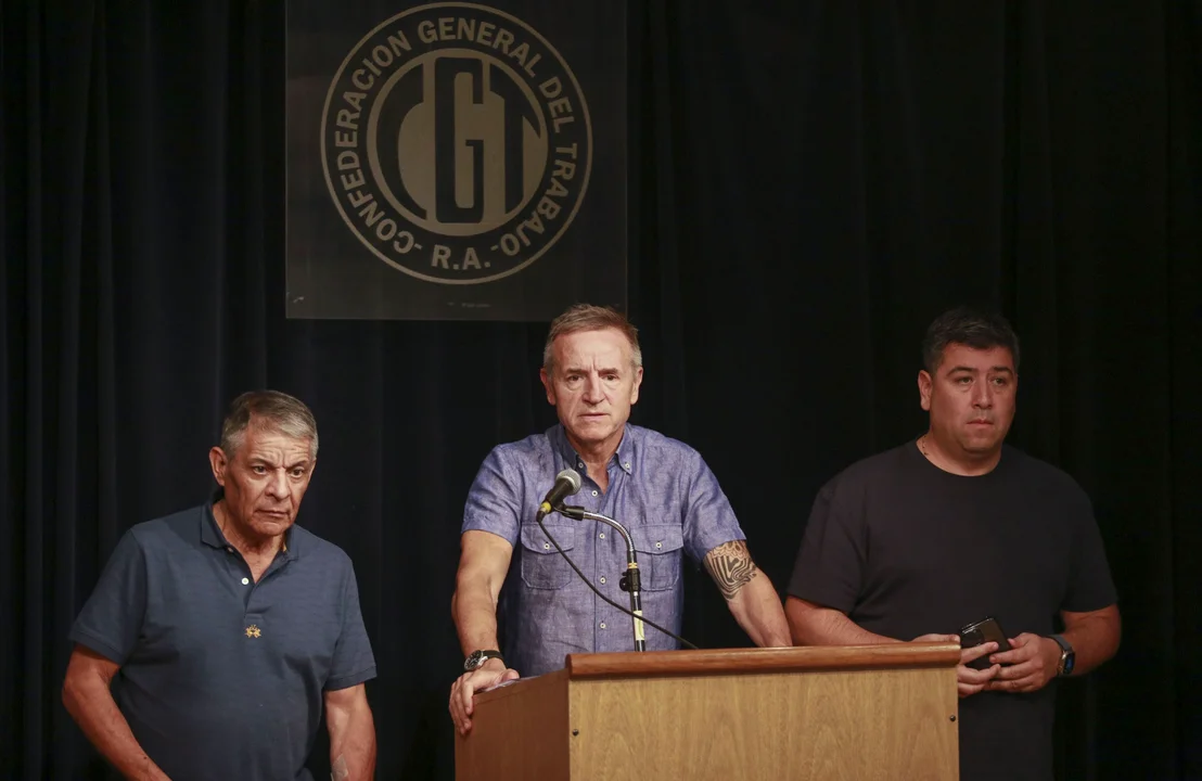 “Paro dominguero” y “tibios”: La crítica a la CGT del titular de la UOM de Córdoba