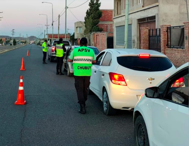 Los controles de alcoholemia en Chubut durante el fin de semana XXL dejaron 56 positivos y 155 infracciones