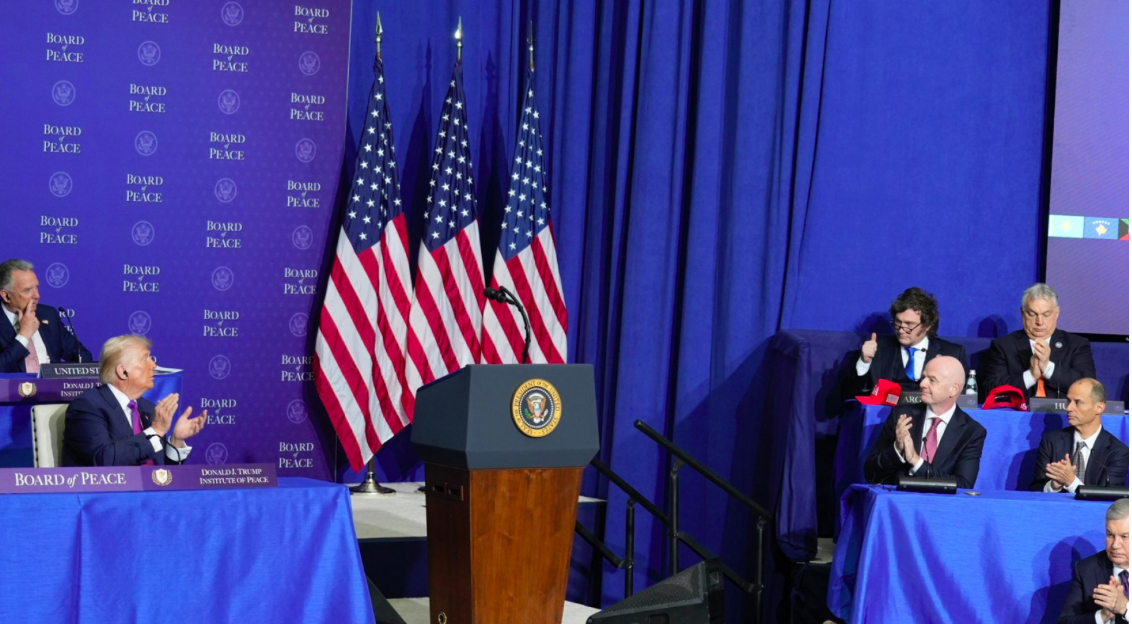 Milei ratificó el compromiso de la Argentina con el Consejo de Paz y puso a disposición la colaboración de los Cascos Blancos