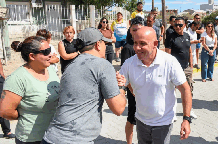 Sastre inauguró el completamiento de la pavimentación de la calle Marcelo T. de Alvear