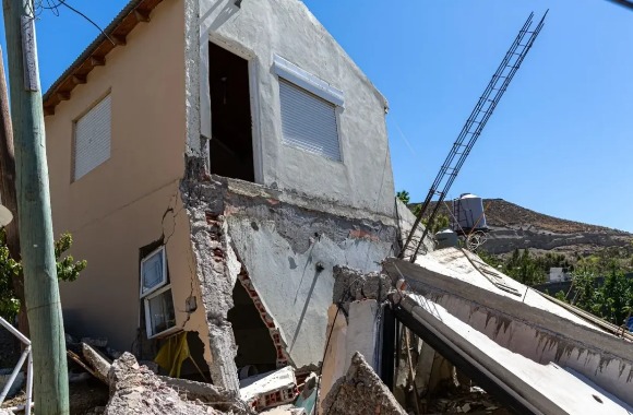 Emergencia en Comodoro: el Municipio ya destinó más de $1.650 millones para las familias del Cerro Hermitte