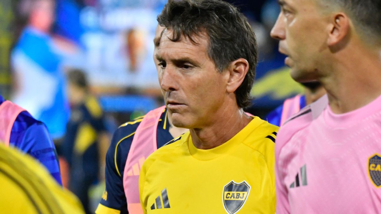 Úbeda tras los silbidos en la Bombonera: «Entiendo el enojo del hincha»