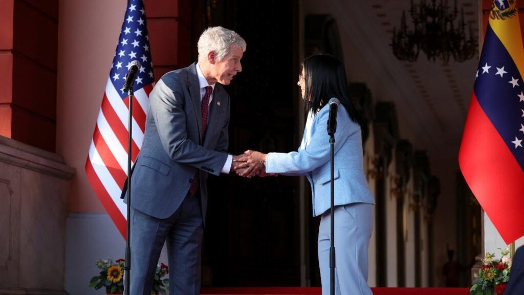 Delcy Rodríguez evalúa viajar a EE.UU. tras invitación de Washington