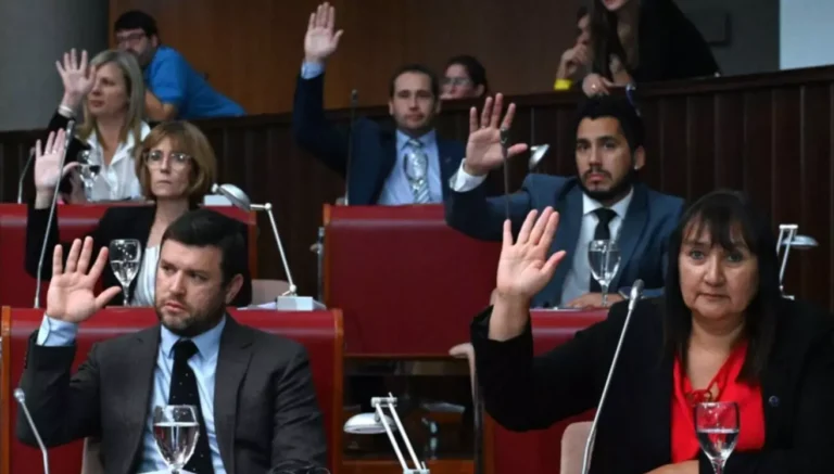 El Bloque de Diputados Arriba Chubut respondió a los dichos del Ejecutivo