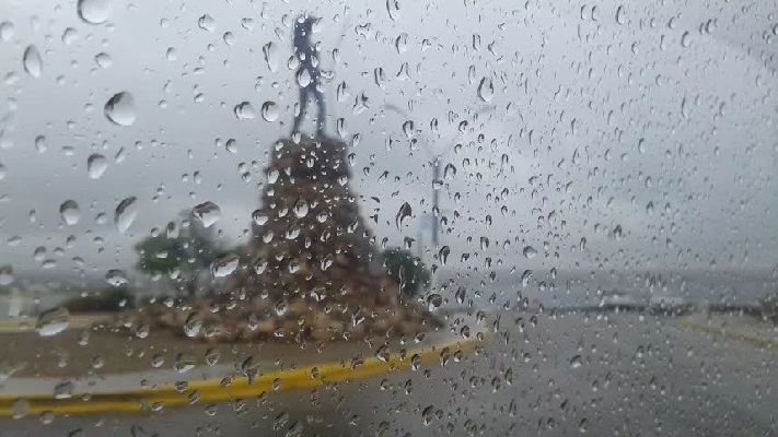 El SMN emitió una alerta amarilla por lluvias en la cordillera de Chubut para este sábado