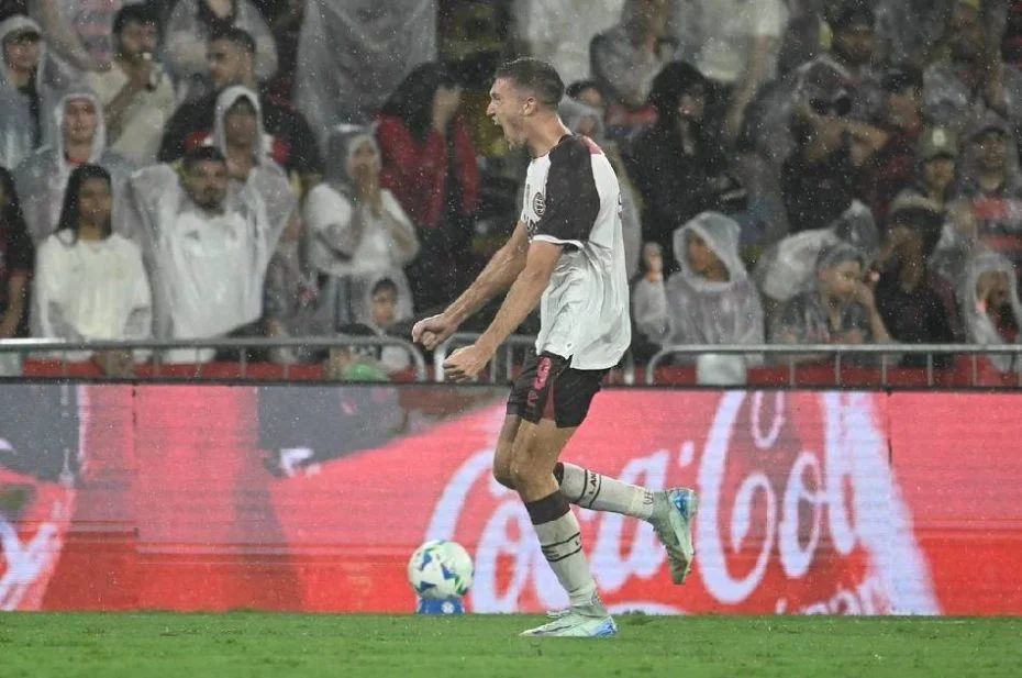 Con un gol del ex Madryn Rodrigo Castillo, Lanús conquistó la Recopa ante Flamengo