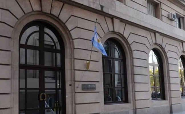 La Cámara Federal de Paraná ratificó el DNU de la SIDE y el debate se traslada al Congreso