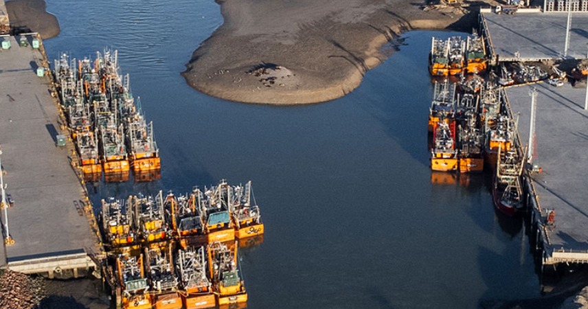 Nacho Torres envió a la Legislatura el proyecto para crear la Tasa de Dragado en Puerto Rawson