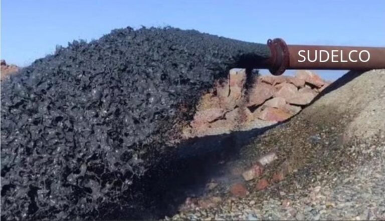 Sudelco dejó el dragado del puerto sin terminar y ahora recibe 5.500 millones por las defensas costeras de Playa Unión