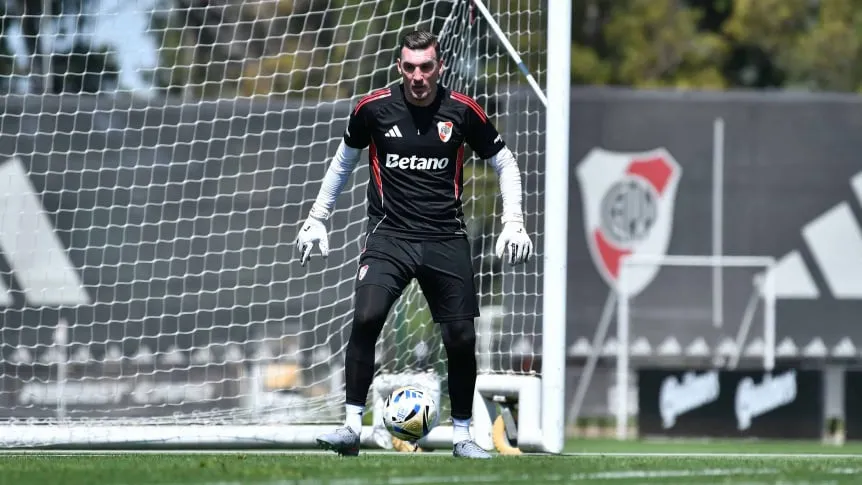 Franco Armani aún no recibió el alta y su regreso a River sigue sin fecha confirmada