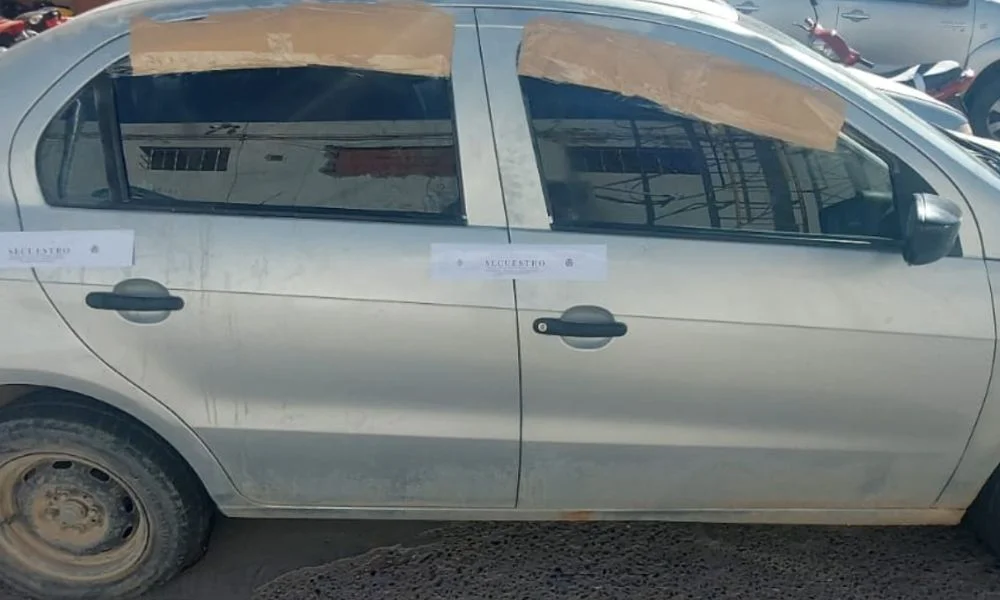 Les vieron el botín desde la calle y su coartada se desmoronó: «Era nuestro auto», mintieron