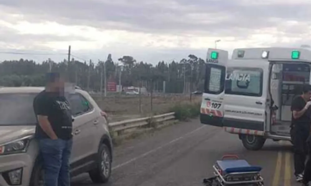 Accidente vial en Trelew: bajó del colectivo y fue atropellada